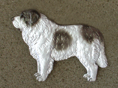 Pyrenean Mastiff - Brooche Figure