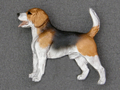 Beagle - Brooche Figure